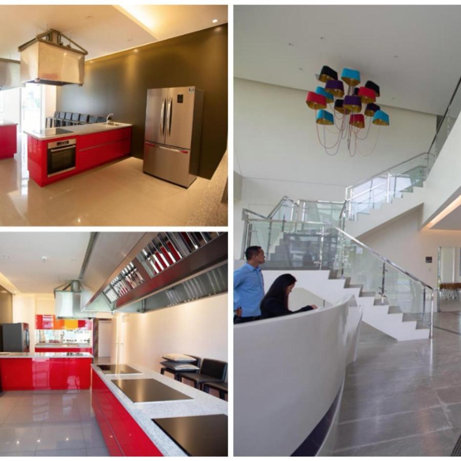 Acellyne'S Suites At The Residences At Commonwealth By Century Quezon City Bagian luar foto