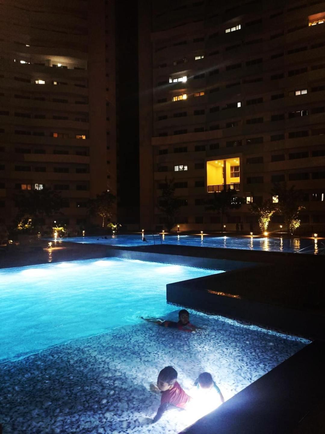 Acellyne'S Suites At The Residences At Commonwealth By Century Quezon City Bagian luar foto